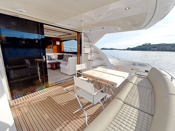 MANHATTAN 65 - Image 6