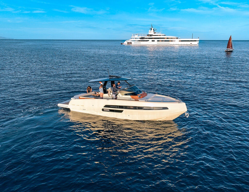 Invictus GT370
