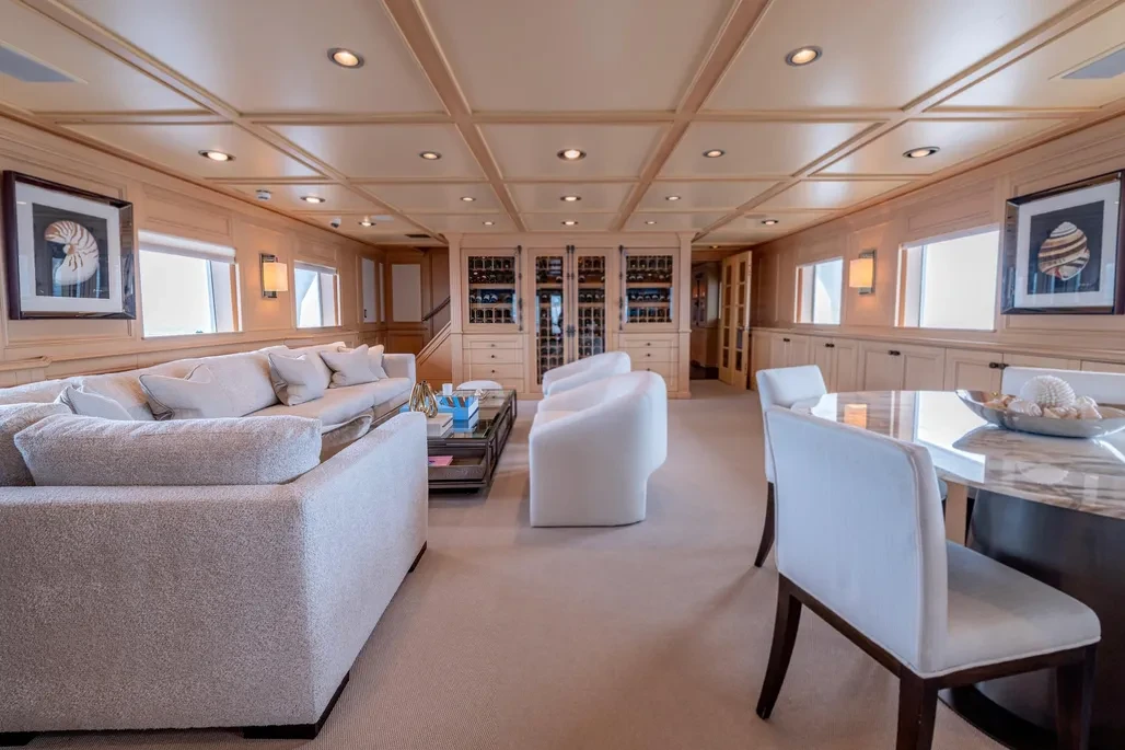 61 EXPLORER - Image 12