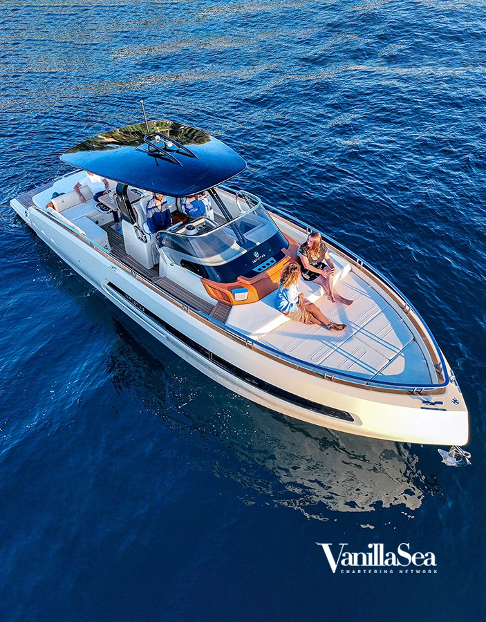 GT370 - Image 1