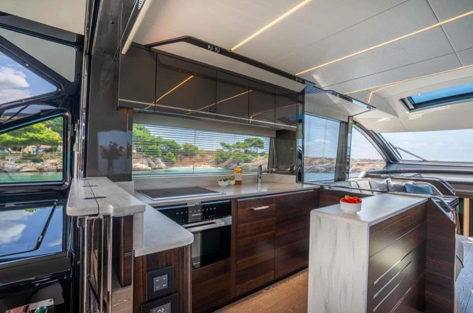 MANHATTAN 65 SPORT - Image 12