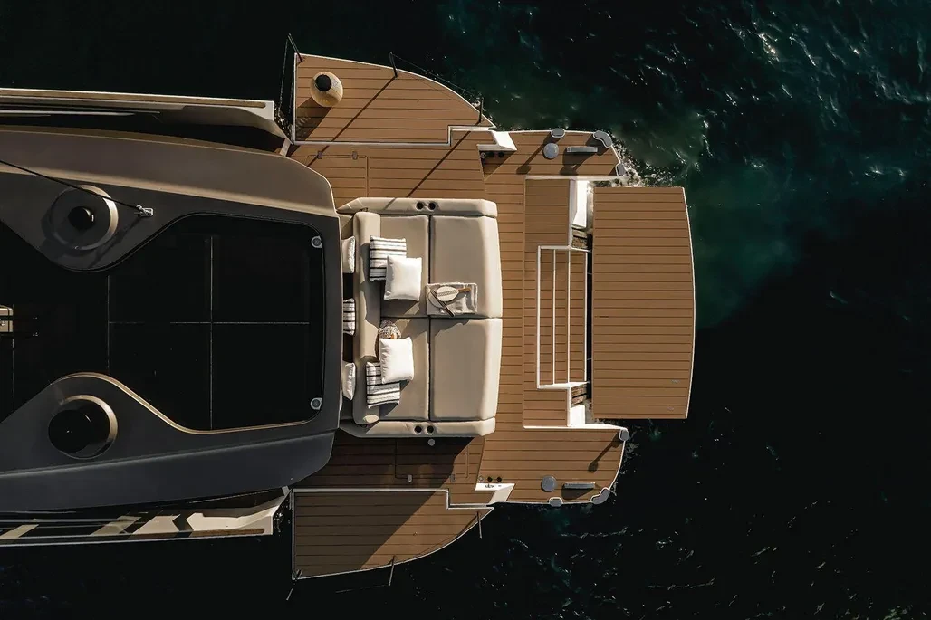 SEADECK 6 - READY TO SAIL - Image 1