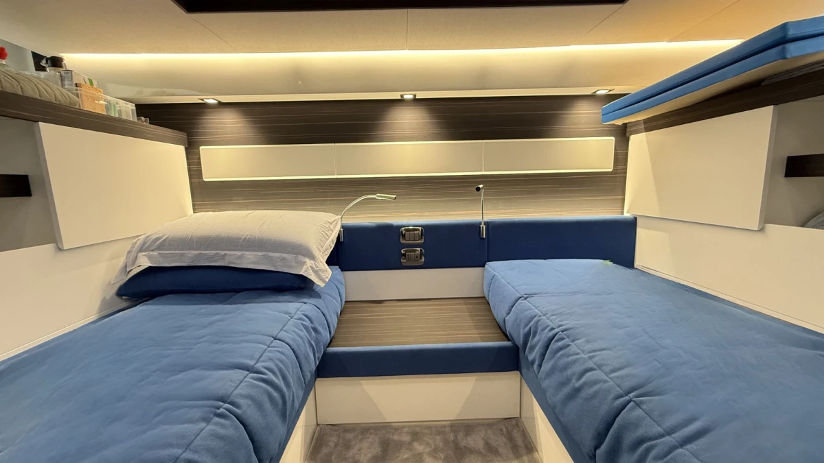 39 SEAWALKER - Image 7