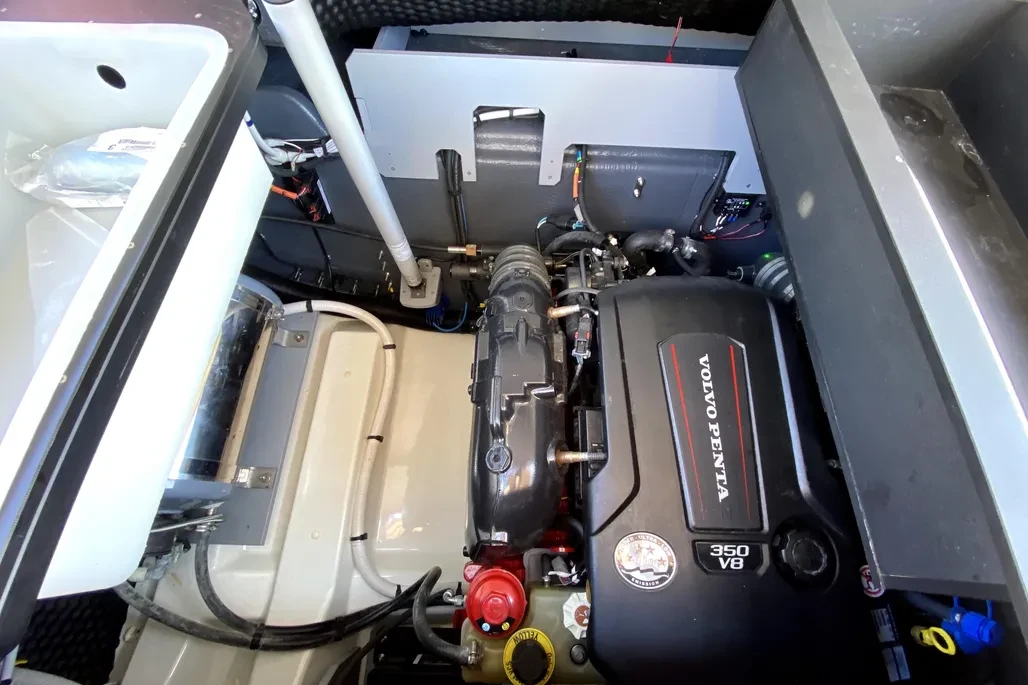 E30 ENDURANCE - Image 7