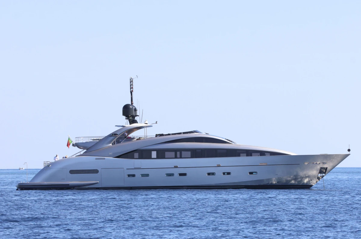 ISA Yachts 120