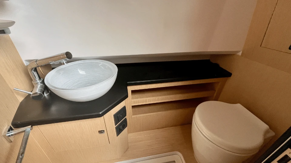 CAYMAN 38 EXECUTIVE - Image 6