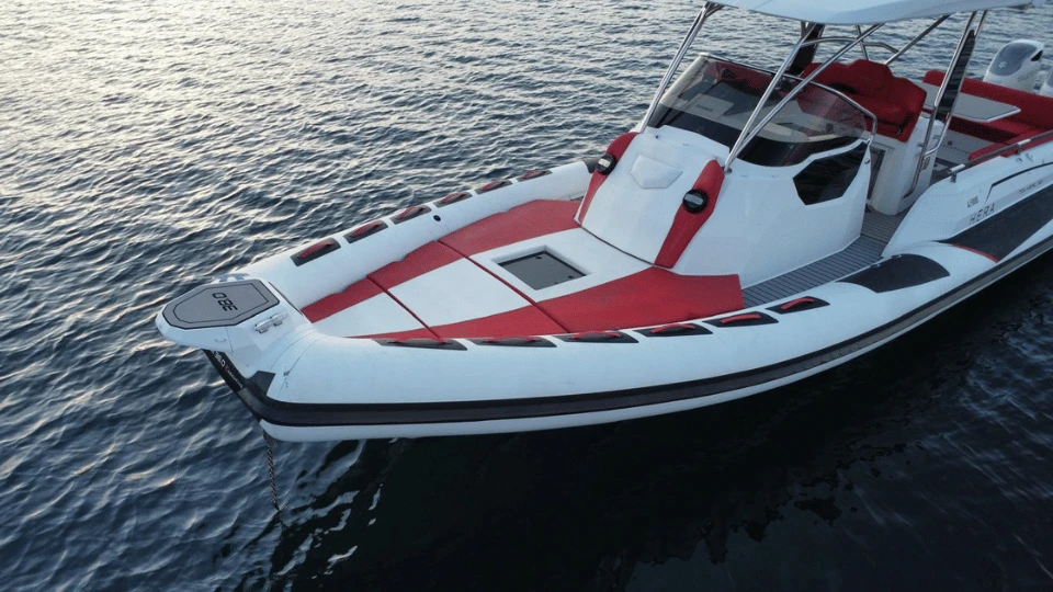 CAYMAN 38 EXECUTIVE - Image 2