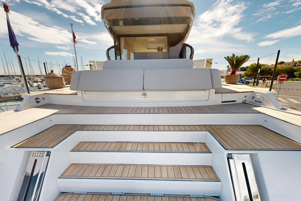 SEADECK 6 - READY TO SAIL - Image 3