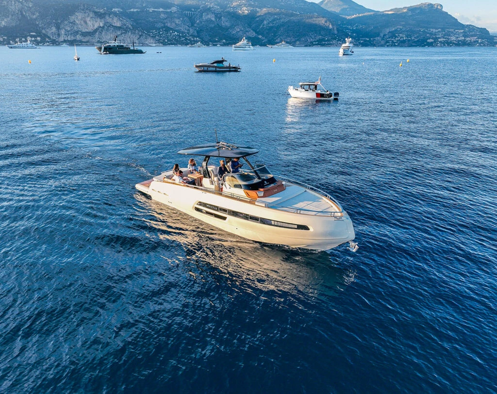 GT370 - Image 3