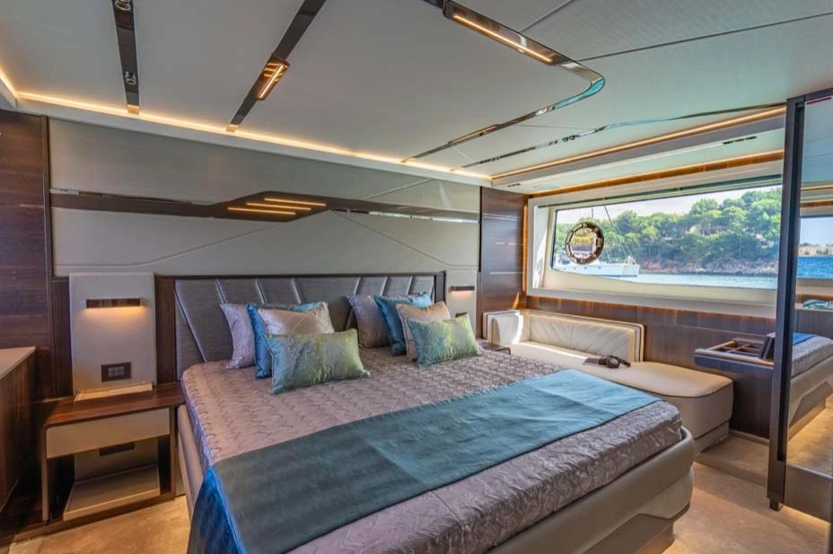 MANHATTAN 65 SPORT - Image 18